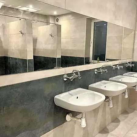 Отель Relaks *